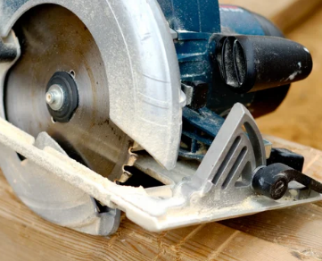 Affitto sega circolare professionale